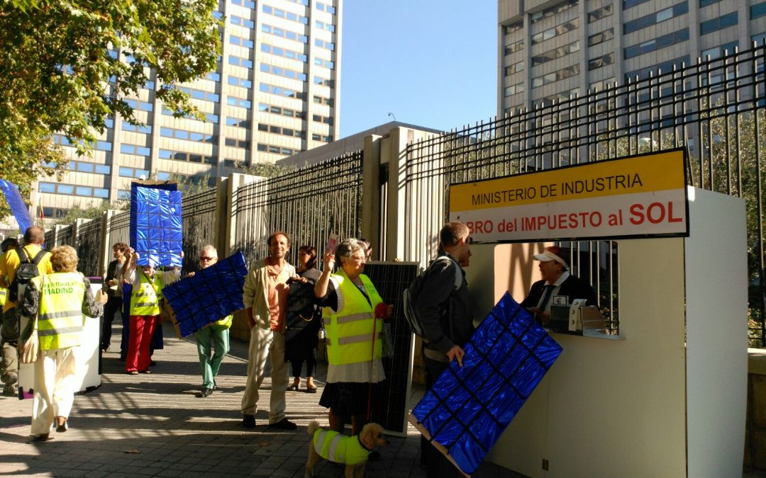 El decreto de autoconsumo del Gobierno, una "grave irresponsabilidad social y ambiental" según la Plataforma por un Nuevo Modelo Energético