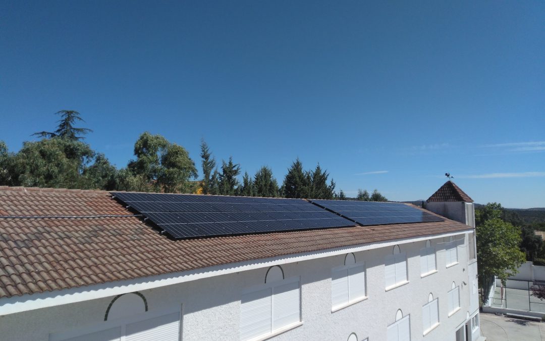 Placas solares en colegios, desde el ahorro energético a la concienciación ambiental