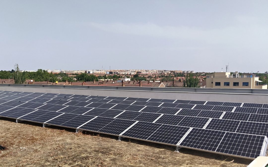 Autoconsumo fotovoltaico organización CEAR en Getafe