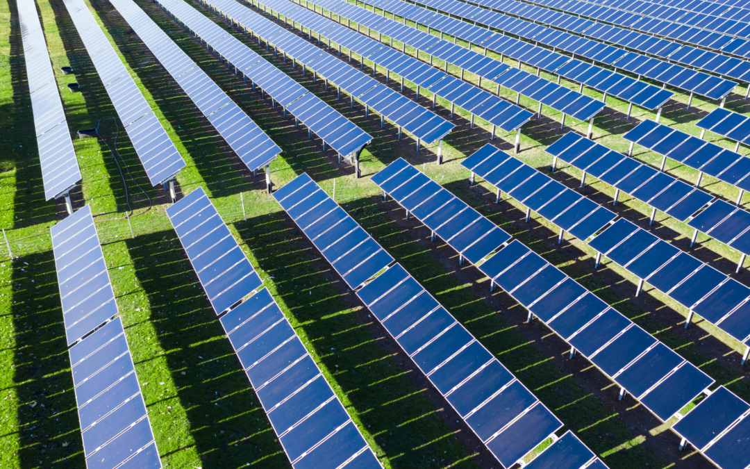 Macroplantas vs Tejados ¿Qué modelo energético necesitamos?